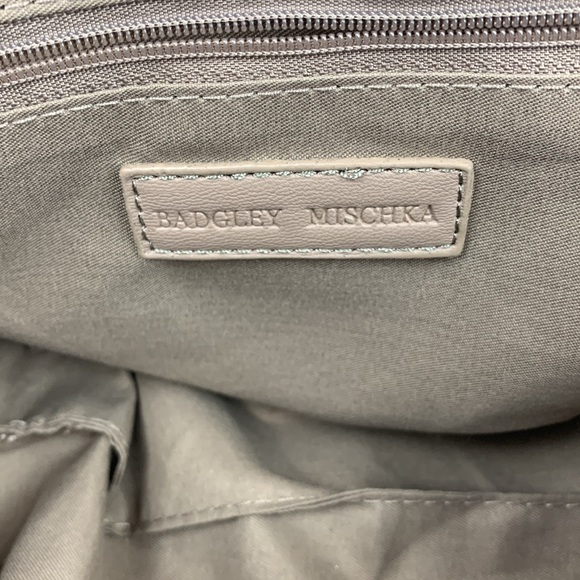 Badgley Mischka Wrapped Frame Clutch Bag Purse Taupe Chain strap New NWT - Picture 8 of 15